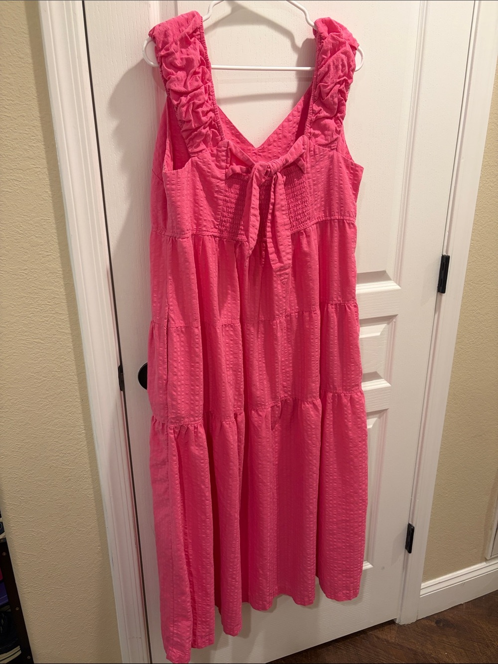 Old Navy Pink tiered maxi dress with tie-back detail - Picture 2 of 5